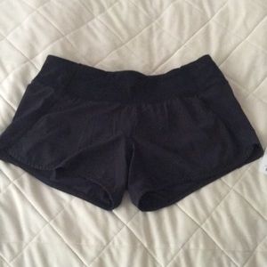 Lululemon Black Run Times Short Size 8